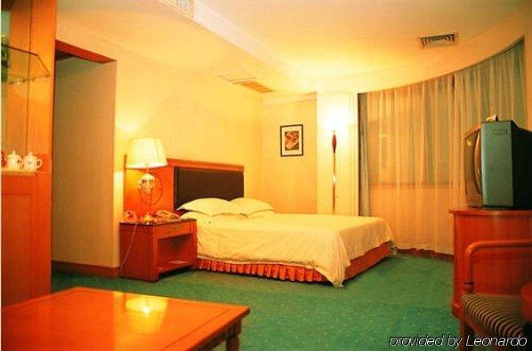 Crown Hotel Vuhan Szoba fotó